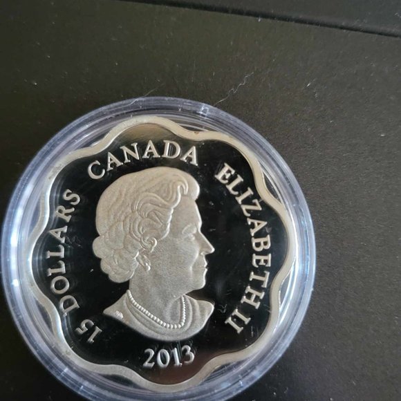 2013 1oz Canada $15 Silver Scallop Uncirculated in case - Picture 3 of 5